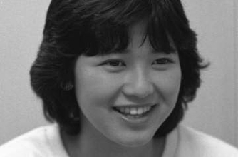 「還暦ですよね？」人気絶頂に引退から36年、石川秀美の近影に「変わってない！驚きです」「何てお若いの」やっくん企画のサプライズバースデー