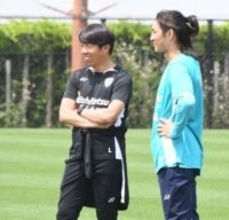 新監督での出発、24年ぶり日本代表選出…来季に向けての課題は？　柳田伸明強化部長が振り返るアビスパ福岡の2025年と来年の展望