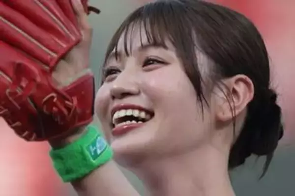 父はプロ野球→競輪選手…〝出川ガール〟塚本恋乃葉の野球観戦ショットが反響「さすが生まれながらのカープ女子」「今回も勝利の女神じゃ～」