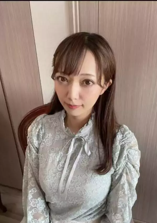 「すっげぇ…偉人だよ」〝育児世代から称賛〟ワンオペ5人連れ映画館ショットの雨情華月「3人連れでもひーひーいってます」