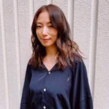「フェロモン…」4カ月で－4キロボディ！元グラビア女王・MEGUMI〝紐ちら見せ〟姿に「たまんねー」「カリスマ」「お見事です」「年を重ねるたびにどんどん…」
