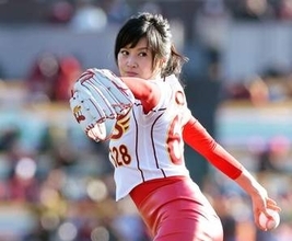 「なぜか若返る」「痩せたね」映画版から29年…藤原紀香〝55歳のキャッツアイ瞳〟姿に反響「この人はガチモン」