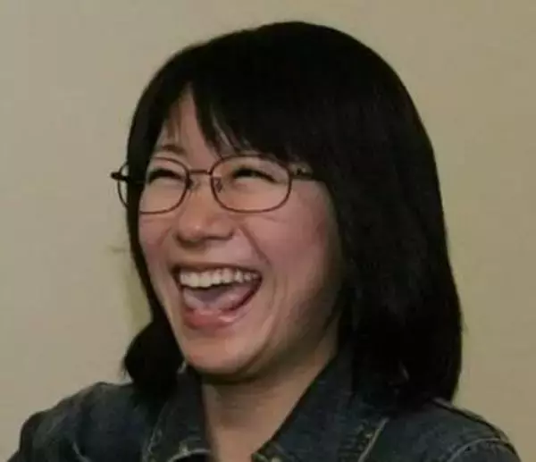 元祖〝メガネっ子アイドル〟と呼ばれ…〝ぴちぴち〟ウェア姿の時東ぁみが話題「さすがベテランいぶし銀の元アイドル」「引き締まっている」