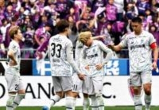 「揺さぶる回数が少ない」「バックパスが多い」アビスパ福岡に遠いゴール　リーグワーストタイの3戦1得点【J1百年構想リーグ】