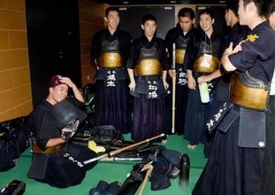 【玉竜旗高校剣道大会　男子】「誰もがヒーローになれるのが玉竜旗」城南が関東王者から大金星　初心者もいる県立進学校をまとめる主将が逆転2人抜き