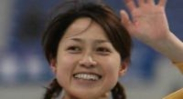 「長野五輪を思い出す」〝冬のレジェンド〟2ショット近影に反響「相変わらず愛くるしい」「素敵な笑顔」