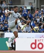 「森保さん、オファー待っています（笑）」遠藤航、冨安健洋、鈴木淳之介…日本代表守備陣を〝育てた〟アビスパのブラジル人ストライカー