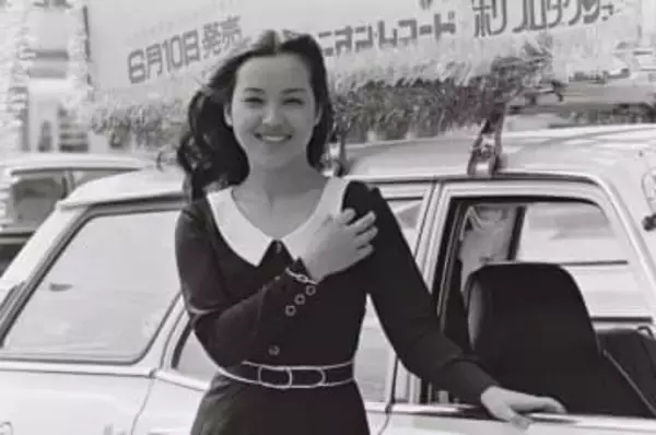 「え〜なんて災難」年末に襲った悲劇…荒木由美子の愛車に騒然‼「うひゃー想像しただけで…」「湯原さんも心配されてると」