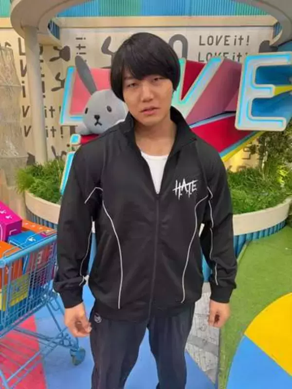 「ダンベル握るようにお寿司握るの？」青木マッチョ〝激変〟ドラマ出演ショットに「別人のように雰囲気変わる」「え、夫役！！」の声