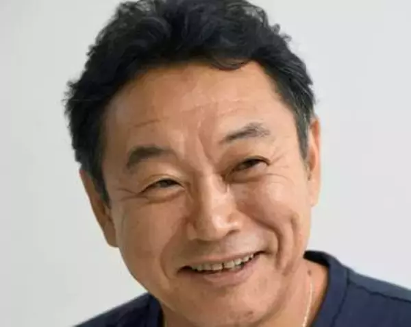 杉山清貴＆オメガトライブ…デビュー記念日〝懐かしアー写〟投稿にファン感慨「はじめて買ったカセットテープでした」「あの鮮烈なデビュー当時を思い出します」