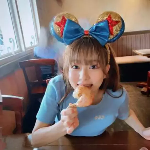 「ギャップがすごい」〝ジャンボリお姉さん〟ブレイクから3年…林祐衣〝大人ショット〟に「色気増しててびっくり」