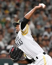 今季初登板のソフトバンク・モイネロは初回無失点　ロッテ先頭の藤原恭大に安打許すも後続断つ　151キロもマーク