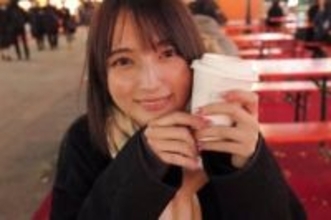 「見えちゃってますね」「透明のヒモが…」宇佐美彩乃〝はみ出し〟水着ショットに「気絶しそうです」「惚れ惚れしますなぁ〜」の声