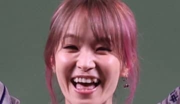 「え、大丈夫？とんでもなく腫れてる」ステージから転落のLiSA〝負傷写真〟に心配の声「落ちた時ドキッとした」「ありのままの写真と気遣い、頭が下がります」