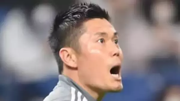 「羨ましい限り」ハーフ妻が〝顔出し〟 川島永嗣のヴェルサイユ家族ショットに反響「フランスにいるの?」「憧れの場所」