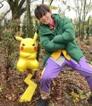 「福耳もお父様譲り…」兄はDaiGo…松丸亮吾〝実父顔出し〟2Sに「お顔そっくり」「だんだんパパに似てきたね～」の声