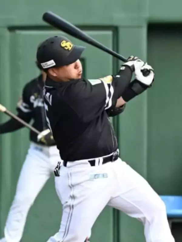 「それが疲れてないんですよ」ソフトバンク山川穂高、肉体改造で手にした回復力「走っていても気持ちいい」元侍戦士が壮行試合で先制打のちキャンプ地で練習へ