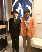父は借金生活から名脇役に…小日向星一〝31歳誕生日ショット〟に「もしかして？」「よく似てる」「いつも素敵な演技してる」の声