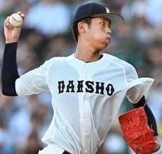 プロ注目エース平田玲翔が151キロ　3回途中から登板で流れ変え逆転　大分商が29年ぶりの甲子園勝利【全国高校野球選手権】