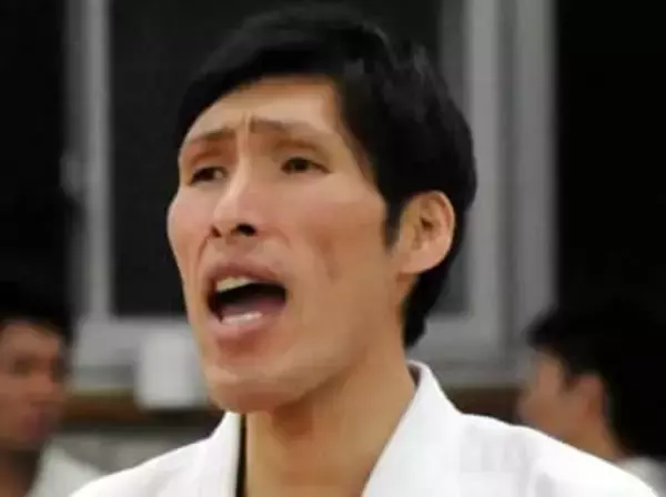 「えっいつのまにお爺ちゃんに…」「孫の身長、顔2個分?」柔道・篠原信一さん〝190センチの抱っこショット〟に反響「そりゃ泣くよね笑」