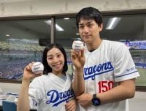 ここまで合うのか…りくりゅう〝息ぴったり始球式〟に再脚光！「見事な投球」「シンクロ率スゴ！」「璃来ちゃんもきっちり投げてすんごい」