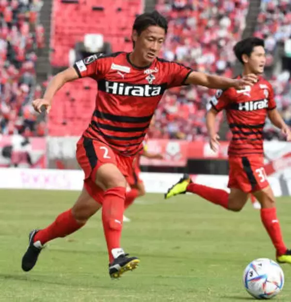 「来年こそ皆さんの期待に応えられるよう…」ロアッソ一筋14年目へ　来季J3降格の熊本　ベテランDF黒木晃平と契約更新