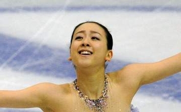 「真央ちゃんの側に居てくれるの安心」浅田真央さん〝突然の2ショット〟に「どれだけ皆が待ってたことか‼」「ええええ素敵」の声