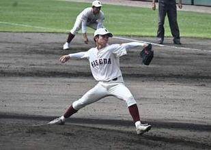 早稲田佐賀1年生エース、鶴丸琉希が三塁踏ませない好投【九州地区高校野球佐賀大会】