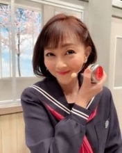 「なぜ劣化しないの？」56歳浅香唯〝久々グラビアショット〟に大反響「ビビる」「本気出しましたね」