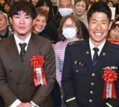 自らの競技写真をプリントしたチョコ配り競技をPR　世界陸上競歩男子35キロで銅メダルの勝木隼人が西日本スポーツ賞受賞