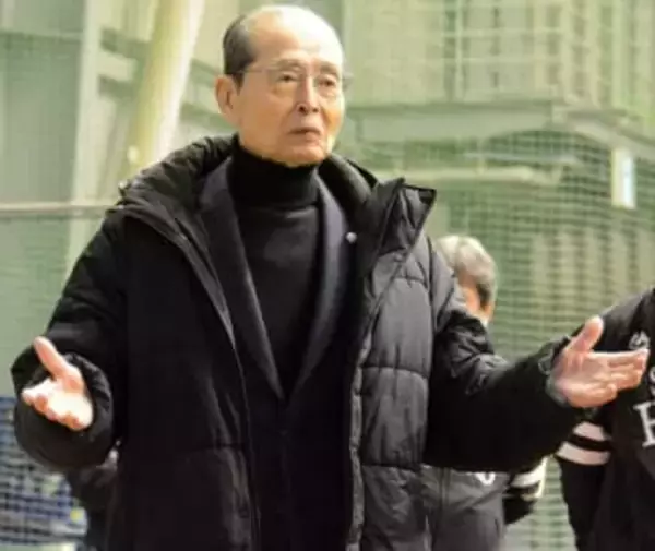 「初日から体がよく動いていた」ソフトバンク王会長がファーム施設でのC組キャンプ視察