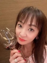 「けっこうキテた」「頭に注射…」51歳神田うの〝薄毛〟施術ショットに衝撃「うわ！」「素直な報告！生えてくるといいね」