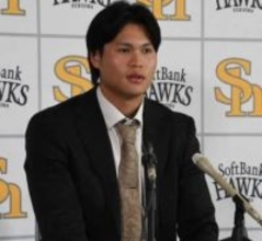 「もっと軽くホームランを飛ばせるように。ひたすらウエートしまくります」ソフトバンク笹川吉康、200万円増の年俸1000万円でサイン