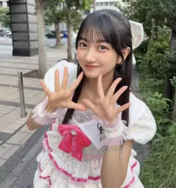 「ちゃんと塞がるかな」手術告白…病床ショット公開のEテレ高校講座出演16歳女優上村佳里奈に心配の声「なんか痛々しい」「焦らずゆっくり」