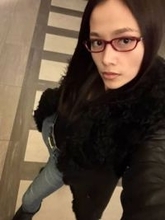 名優の父の事務所移籍…〝大胆ビッグTシャツ姿〟の草刈麻有に反響「浮いてるように見えます！」「お父さんにもお母様にも似てますね」