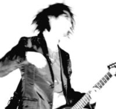 「これ実は長女」死別から9年...須藤理彩〝夫のCD〟秘話明かし話題に「ずっと見つめてしまう」「お気に入りの一枚」感動の声