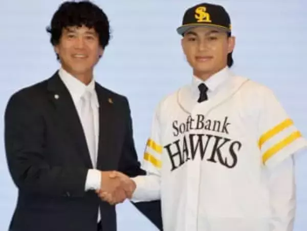 「球団からはゆっくり調整するように言われたけど…」　ソフトバンク入団の台湾出身158キロ右腕・徐若熙、1年目からのフル回転誓う