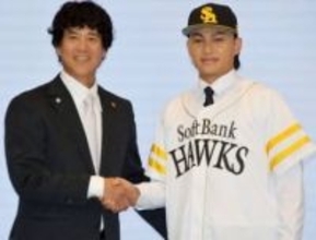 「球団からはゆっくり調整するように言われたけど…」　ソフトバンク入団の台湾出身158キロ右腕・徐若熙、1年目からのフル回転誓う