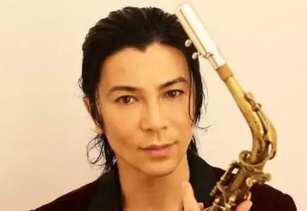 夫は22歳上の細マッチョ俳優、結婚6年…しっとり和装で雰囲気〝ガラリ〟モデル静まなみが話題「旦那は載せない主義なのかなぁ……」「モデルで歯科衛生士だったのか？」