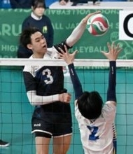 福岡大大濠が15年ぶりの春高勝利でベスト16入り　前回準Vで日本一も3回誇る東福岡破り15大会ぶりの晴れ舞台で躍動【春高バレー男子】