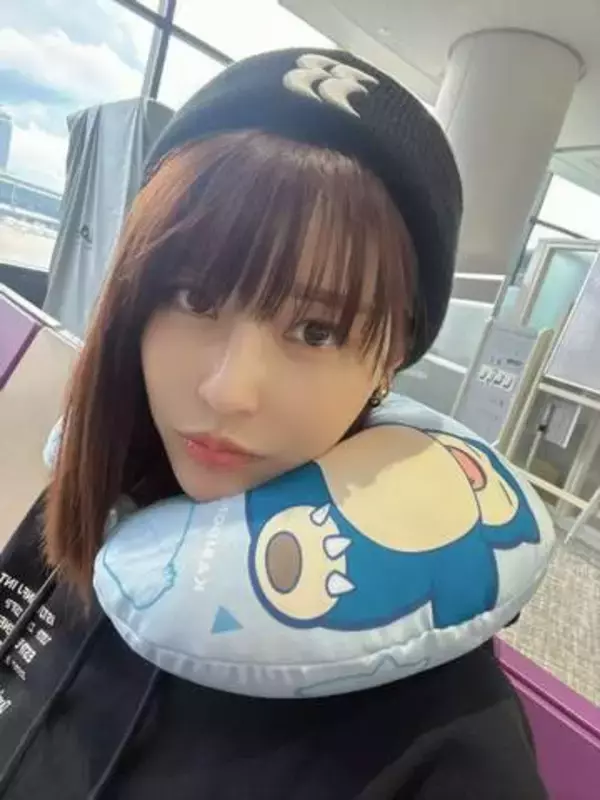 「おお」「震える」〝奇跡のすっぴん裸眼〟ショットの女優・岸明日香に反響続々「ナチュラリズムがたまらん」