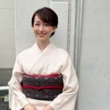 「ヤバい」「和装姿も良いけど…」夫は大物脚本家！〝雰囲気一変〟還暦直前女優の最新ショットに脚光「き、き、キレイ」「若々しいお姉さん♡」