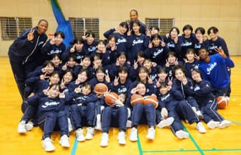 前回大会と総体で3位の精華女子「日本一がどの代よりも近くに見える」と自信　宿敵と準々決勝で激突に「来たーっ！」【23日開幕・バスケウインターカップ】