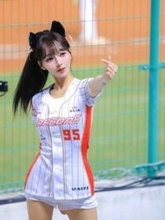 「最強軍団襲来」WBC台湾チア〝ドリーム・チーム〟が東京上陸！チュンチュンやリン・シャンはじめ12名の豪華メンバー集結に「台湾加油！」「楽しみが増えました」