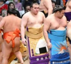 「どれも欲しい〜」〝お守り〟になった人気力士〝斬新〟グッズが話題「色合わせが綺麗」「売り切れで残念…」とファン熱狂