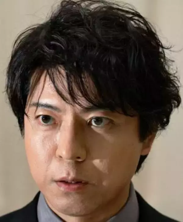 「気づいたら息止めて見惚れてた…」上川隆也〝観天望気する横顔〟に「この画角、モロ好き」「衰えること知らない」の声