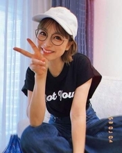 「危ないよ！」〝まさかの恰好〟でクッキング…鈴木奈々の義姉、衝撃の調理姿に「刺激的過ぎる」「ビックリした」「サービスショットすぎません⁈」大反響