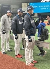 「思いをしっかり届けたい」西武・源田壮亮＆鳥越裕介ヘッドら大分勢　ファン感後に佐賀関火災の被災者支援する募金実施