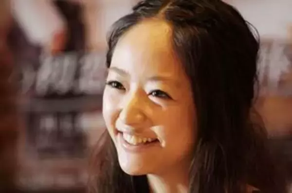 「久々に見た」「痩せててびっくり」雰囲気一変…井上真央〝人気女優と2ショット〟映画登場姿に再脚光「こういう役好き」「元気かな?」