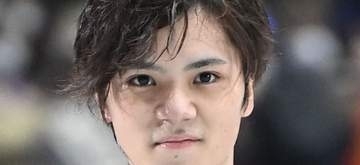 「オタクっぽくてめちゃくちゃ親近感わく」宇野昌磨〝衝撃のオフ〟姿に大反響「戦士の休息」「指だけはめちゃくちゃ動かしてそう」の声